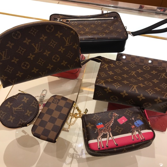 Meet your Posher, Tasha - Picture 1 of 3